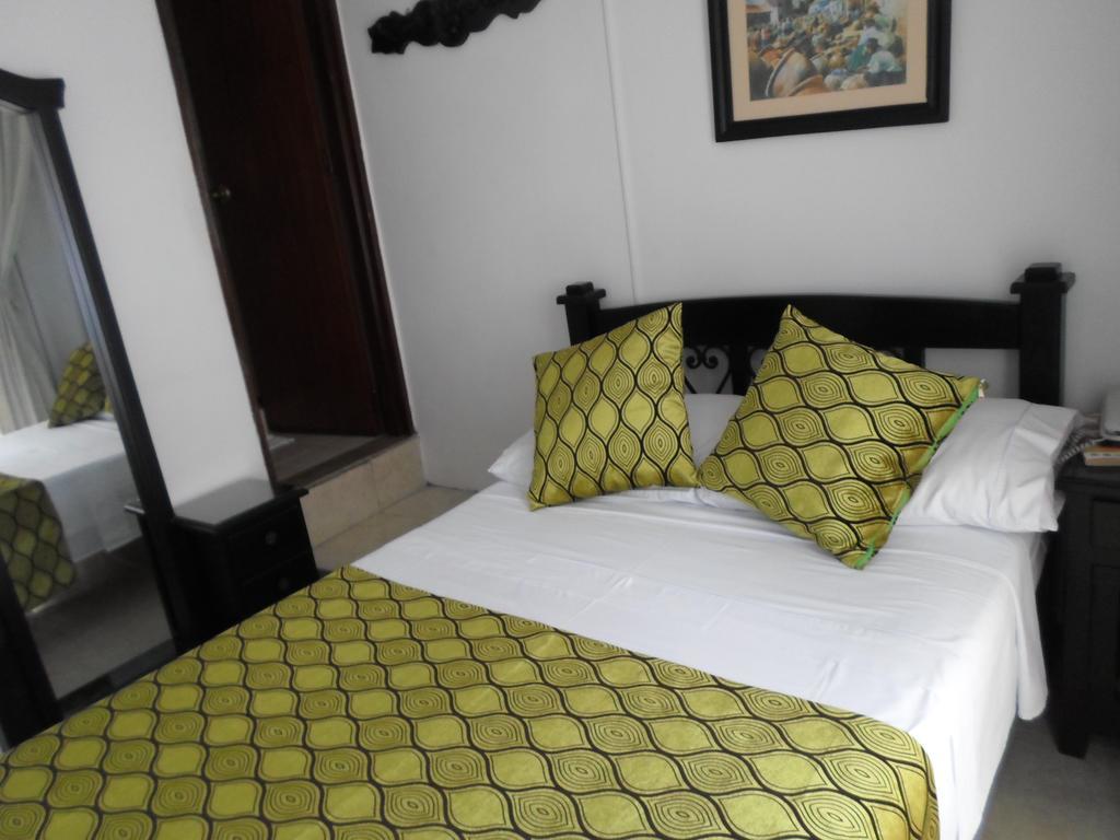 Hotel Colonial Pereira Extérieur photo