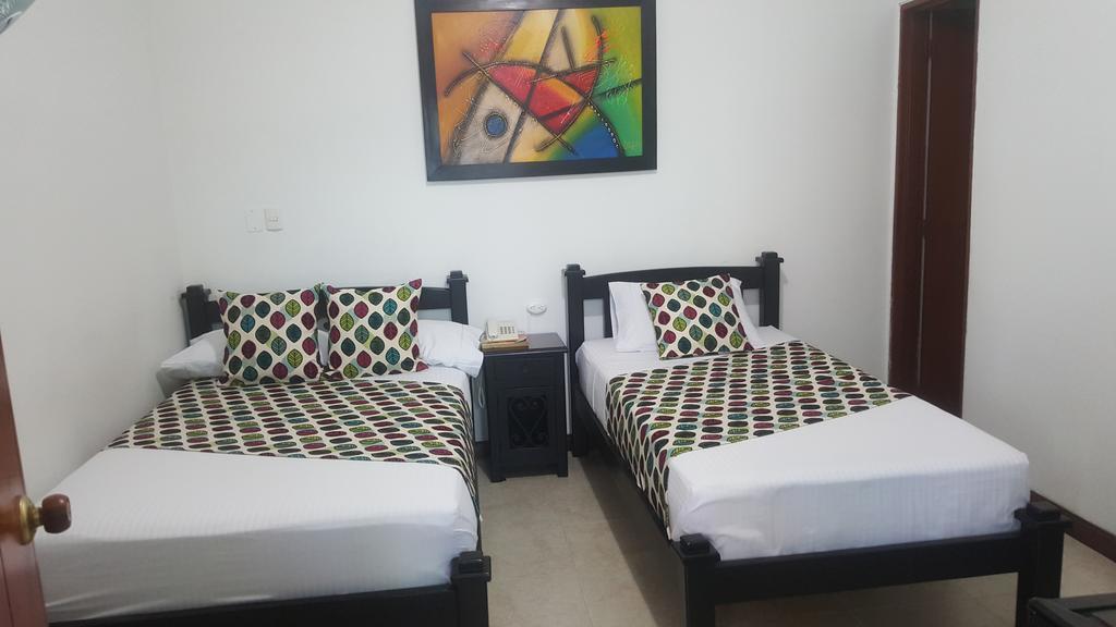 Hotel Colonial Pereira Extérieur photo