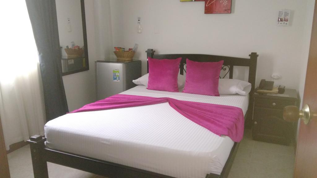 Hotel Colonial Pereira Extérieur photo