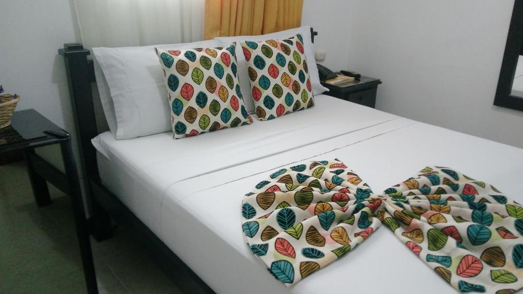 Hotel Colonial Pereira Extérieur photo