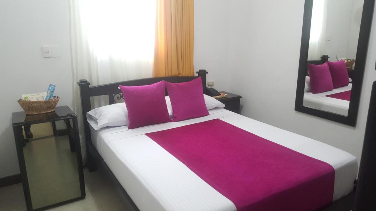 Hotel Colonial Pereira Extérieur photo