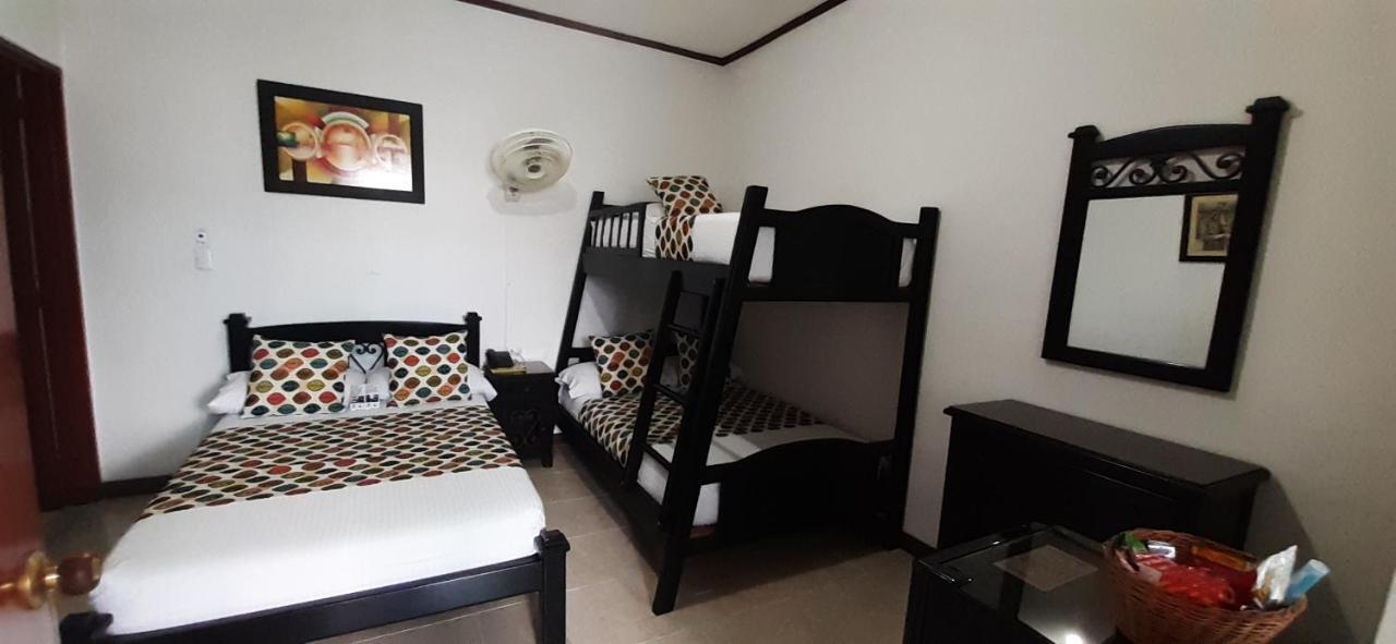 Hotel Colonial Pereira Extérieur photo